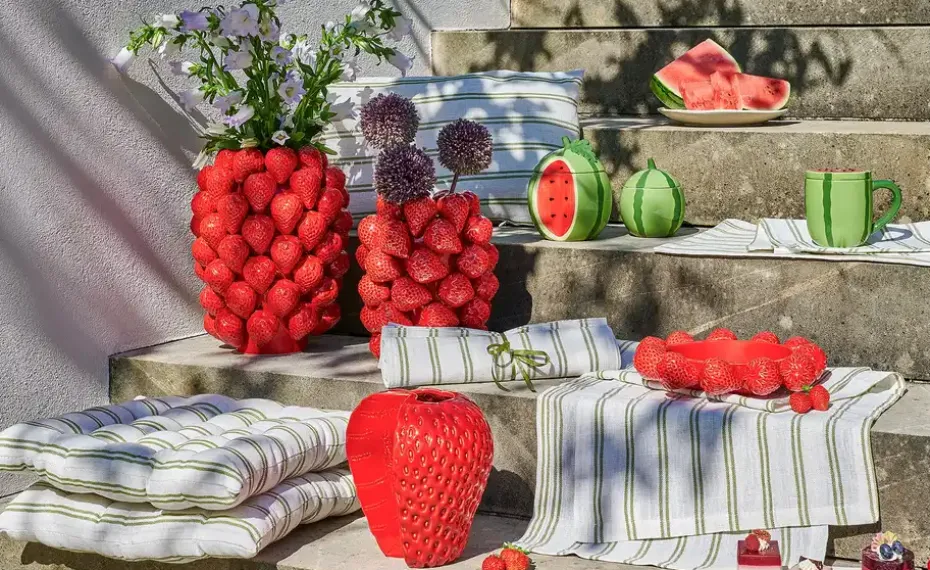 HOME STORY 3D Vase Erdbeere