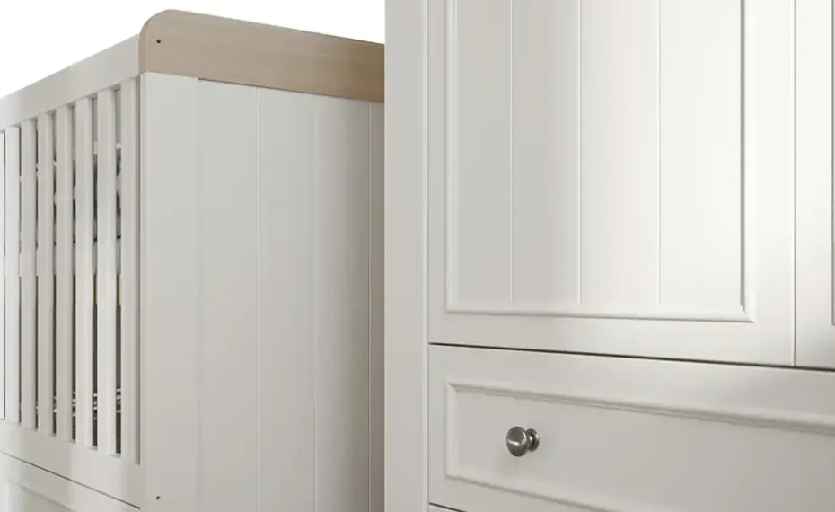 Kleiderschrank