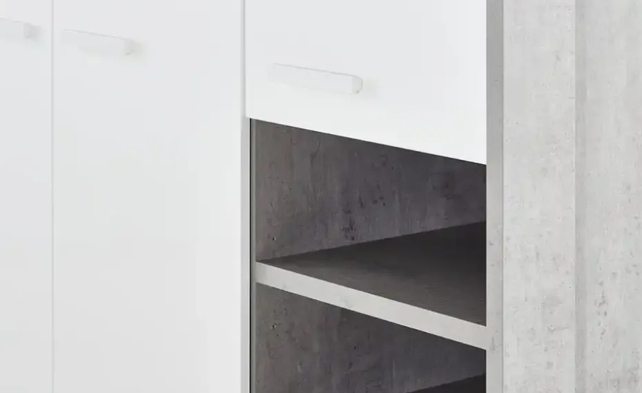 Kleiderschrank