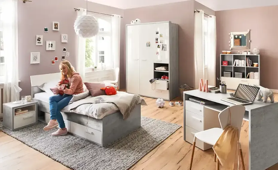 Kleiderschrank