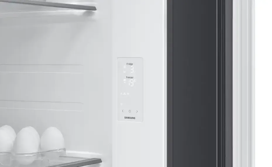 Samsung RS70F64KDFEF Side by Side