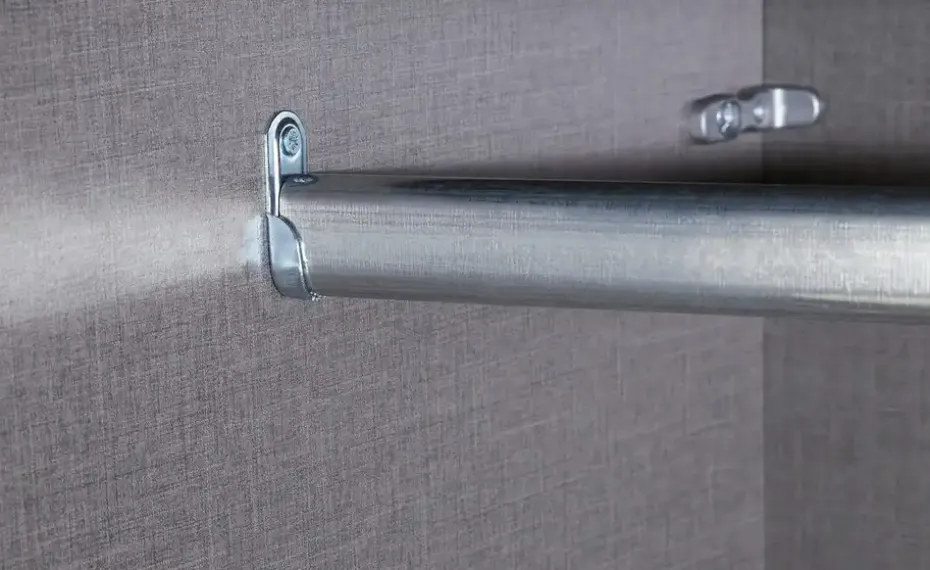 Schwebetürenschrank